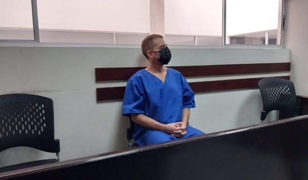 Fiscalía pide cadena perpetua para inculpado de  quemar viva a su mamá