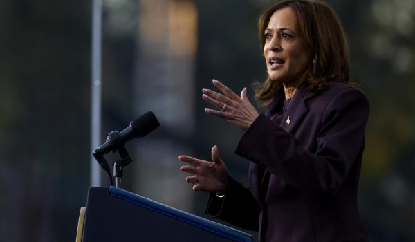 Harris considera postularse a la Casa Blanca en las elecciones de 2028, según Politico