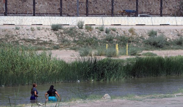 Embajada de Estados Unidos en México desmiente rumores sobre apertura de la frontera de ese país