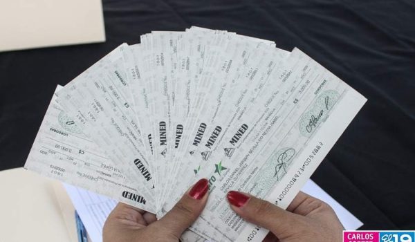 Mined extenderá entrega de bonos a estudiantes de educación inicial