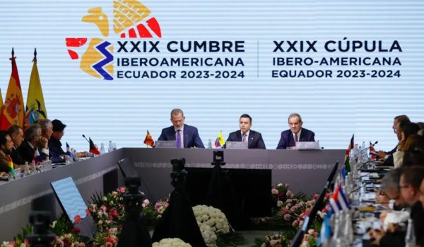Cumbre Iberoamericana reflejó crítica relación entre países latinoamericanos