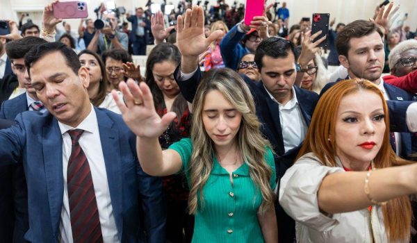 4 datos que muestran cómo creció el apoyo de los latinos a Trump (y algunas razones que lo explican)