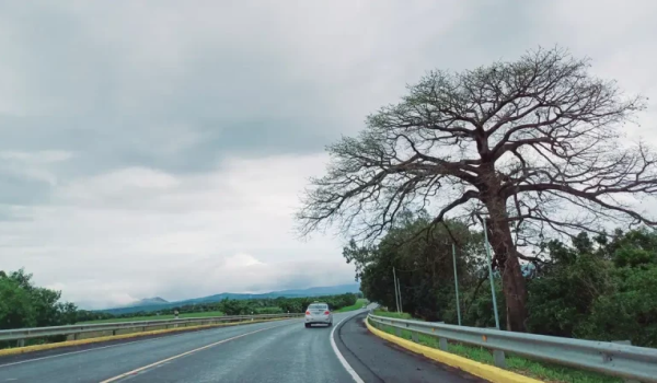 Día de los Muertos nublado y lluvioso en Nicaragua