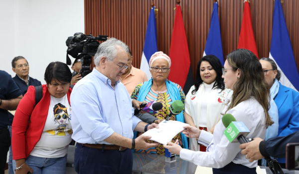 Ortega envía a la Asamblea una reforma parcial a la Constitución Política de Nicaragua