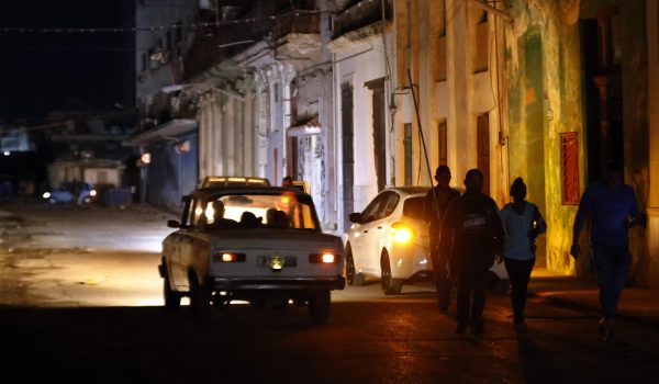 Cuba prevé apagones simultáneos hasta en el 49 % del país este miércoles
