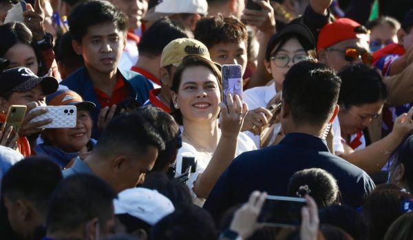 Activan un proceso de destitución de la vicepresidenta de Filipinas por corrupción