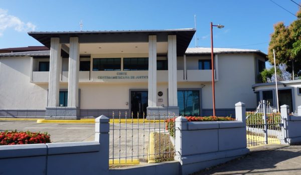 ¿Qué prosigue después que la dictadura llevó el caso del no nombramiento del secretario general del SICA a la Corte Centroamericana de Justicia?