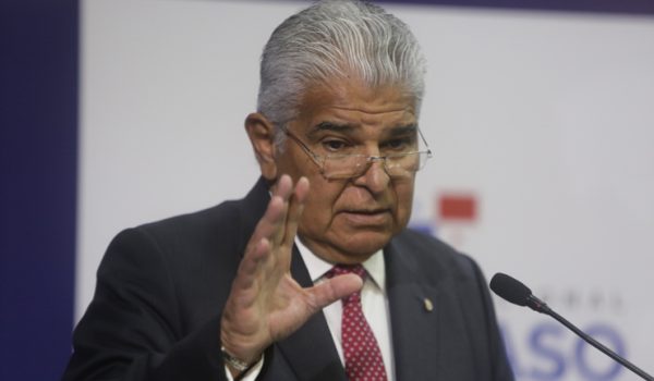 El canal «es de Panamá y lo seguirá siendo», dice presidente Mulino tras amenaza de Trump