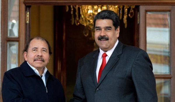 Senadores y representantes de Estados Unidos señalan a Ortega de utilizar la minería ilegal de oro para mantenerse en el poder