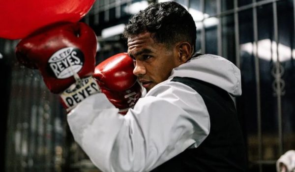Winston Guerrero expone su récord invicto en una pelea por título mundial