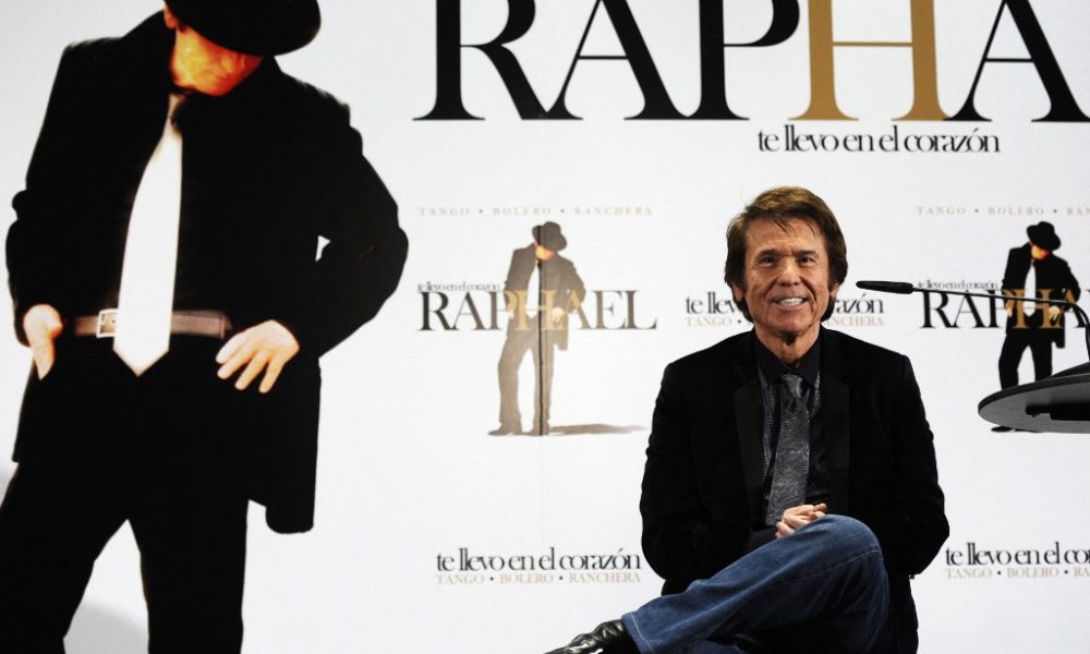 cantante Raphael