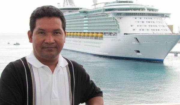 El padre Floriano Vargas: de vigilado a desterrado por el régimen