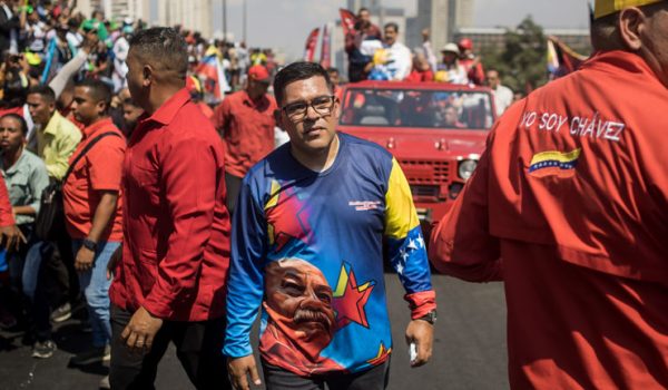 Chavismo convoca «grandes marchas» en Caracas y cinco estados por investidura presidencial
