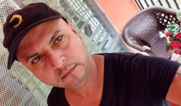 Dictadura envió tres patrullas para detener al abogado y activista blufileño Ricardo García Gómez