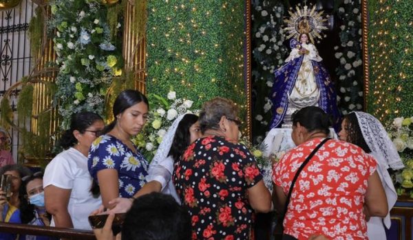 Nicaragüenses se preparan para gritar ¡¿Quién causa tanta alegría?!