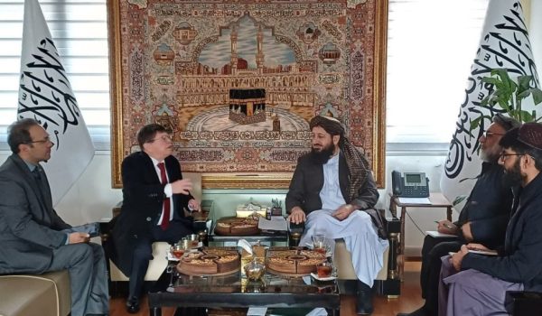 Embajador de Ortega discute con los talibanes la posible apertura de embajadas en Managua y Afganistán