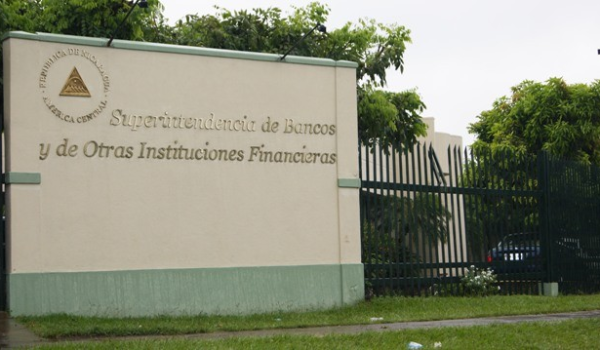SIBOIF authorizes banks to close accounts of sanctioned individuals if international correspondent banking relationships are at risk