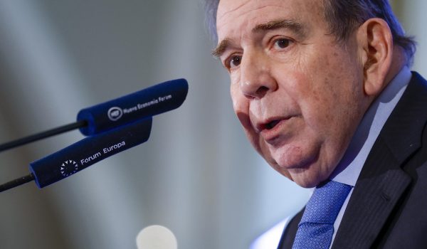 Venezuela ofrece 100,000 dólares por información sobre el paradero de González Urrutia