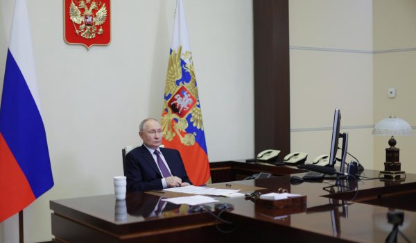 El Kremlin responde a Trump que Putin también está preparado para una reunión
