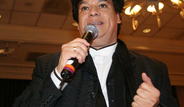 Las 75 velas que no soplará Juan Gabriel, el Divo de Juárez