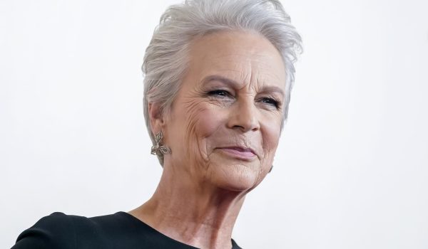 Jamie Lee Curtis, afectada por los incendios, dona un millón de dólares para contenerlos