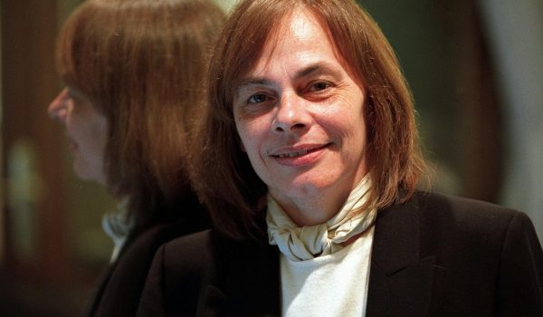 Cristina Peri Rossi: En EE. UU. los pobres han votado a millonarios sin clemencia
