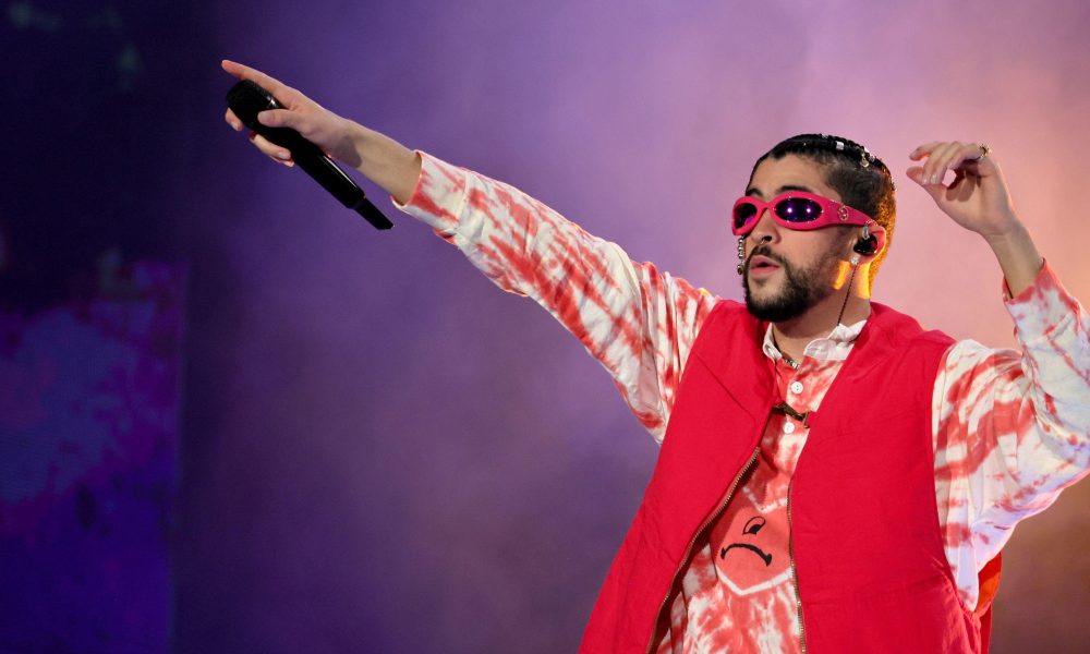 Bad Bunny, Debí tirar más fotos, album, puerto rico