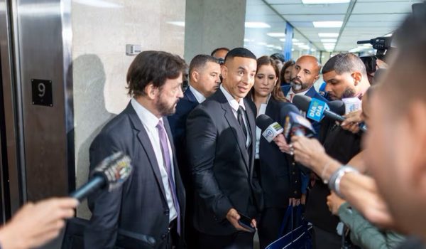 Esposa de Daddy Yankee habría transferido otros 46 millones de dólares sin su consentimiento