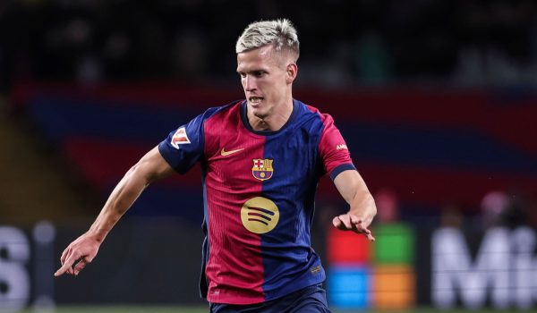¿Cuál es la dificultad que enfrenta el Barcelona con dos jugadores borrados de su nómina?