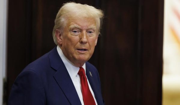 Trump discute con Bukele sobre la lucha contra la inmigración ilegal y el Tren de Aragua