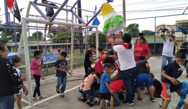 Alcaldía de Managua planifica miles de dólares en compra de flores, piñatas y banderas para actividades partidarias