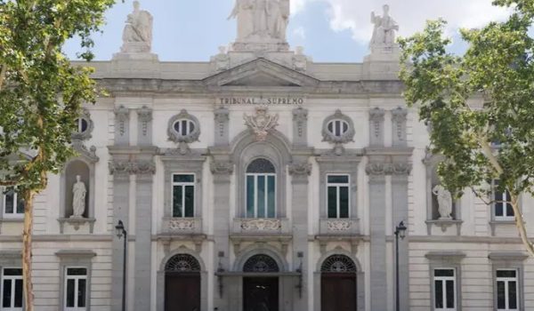 El TS confirma la condena a un hombre que trató de violar a la perra de una chica de la que intentó abusar sexualmente