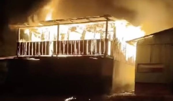 Mascotas mueren calcinadas en incendio de Casa Pastoral