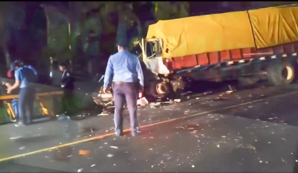 Tres fallecidos por choque de dos camiones en Chontales