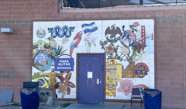 Comienza en Arizona el cierre de albergues para migrantes, tras órdenes de Trump