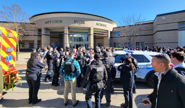Tres heridos, incluido el agresor, en un tiroteo en un instituto en Nashville (EE.UU.)