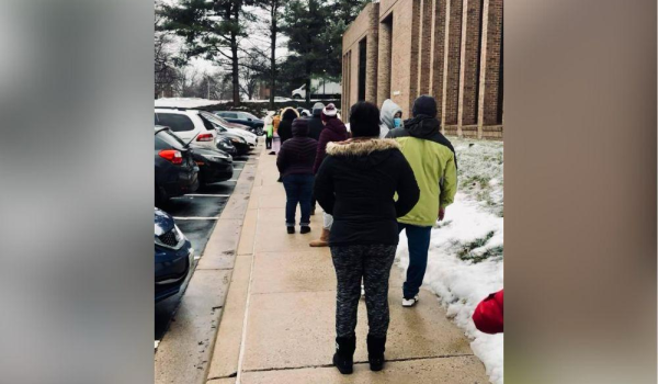 «ICE no tiene derecho de entrar a la iglesia». Programas de apoyo a migrantes se preparan ante eventual visita de los oficiales de inmigración 