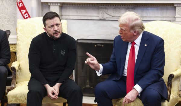 Trump acusa a Zelenski de estar «jugando» con la Tercera Guerra Mundial