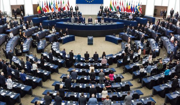 Sesión del Parlamento Europeo. Foto: tomada de las redes sociales del PE