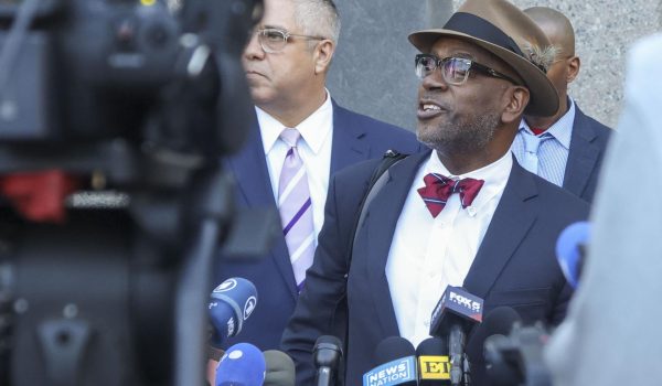 Uno de los abogados de Diddy se retira del caso antes del juicio por tráfico sexual