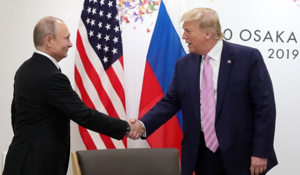 Trump anuncia un acuerdo con Putin para negociar el fin de la guerra en Ucrania