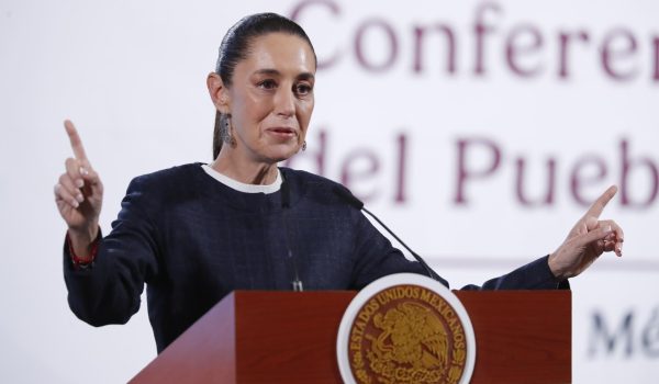 Sheinbaum envía una carta a Trump para evitar los aranceles al acero y al aluminio