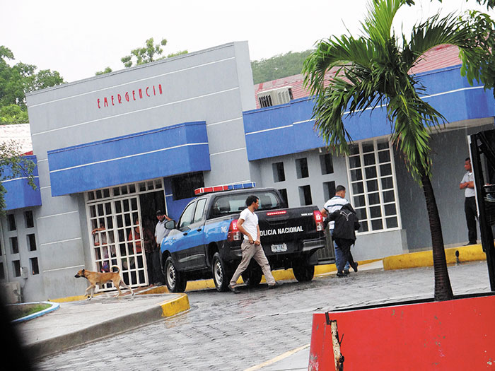 La adolwecente con el pulmón derecho perforado fue al hospital Alemán Nicaragüernse. LA PRENSA/ Archivo