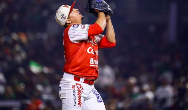Ronald Medrano hace historia al convertirse en el primer nicaragüense en ganar en la Serie del Caribe