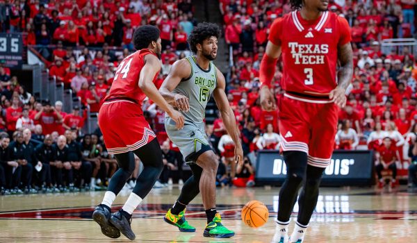 Las estadísticas de la NCAA en las que Norchad Omier aparece entre los mejores de por vida