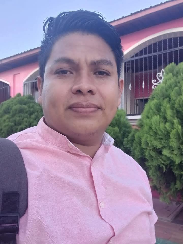 Rusell Peralta Hammer, médico falleciod en el acidente del kilómetro 37 carretera Nueva a León.. Redes sociales. 