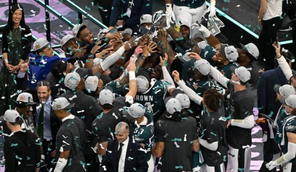 Los Eagles destrozan el triplete de los Chiefs y se toman la venganza más dulce