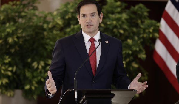 Rubio advierte que «es mejor ser amigo» de EE.UU. y que la cooperación no es «caridad»