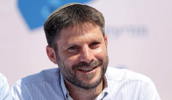 Ministro israelí dice estar coordinando con EE.UU. el plan para expulsar a los gazatíes