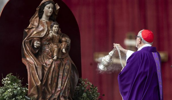 El papa, por el Jubileo del Voluntariado: «El mundo está en manos de poderes malignos»
